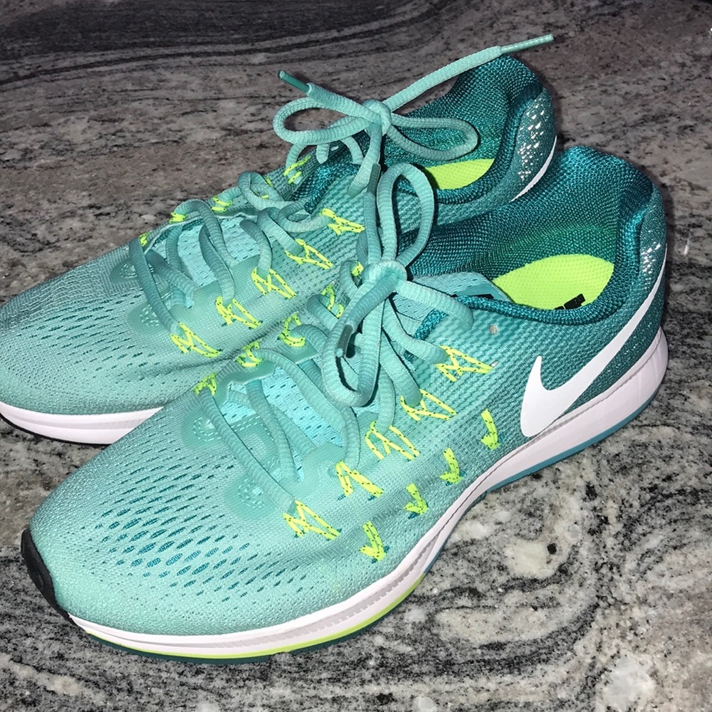 Nike Zoom Sneakers
